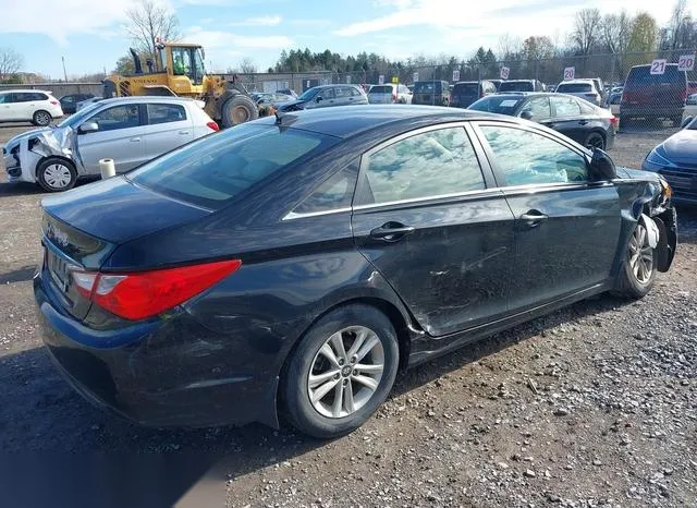 5NPEB4AC1DH559825 2013 2013 Hyundai Sonata- Gls 4