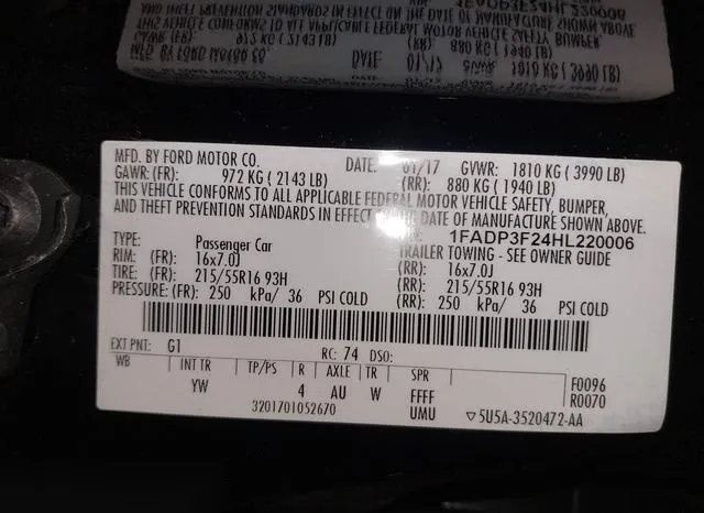 1FADP3F24HL220006 2017 2017 Ford Focus- SE 9