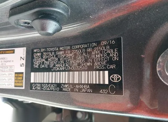 JTDKARFU7H3032510 2017 2017 Toyota Prius- Three Touring 9