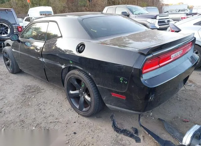 2C3CDYBT4EH285493 2014 2014 Dodge Challenger- R/T 3