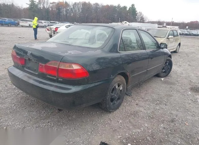 1HGCD5556XA068139 1999 1999 Honda Accord 4