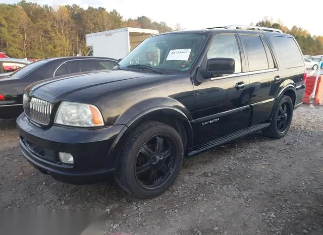 5LMFU27585LJ12569 2005 2005 Lincoln Navigator 2