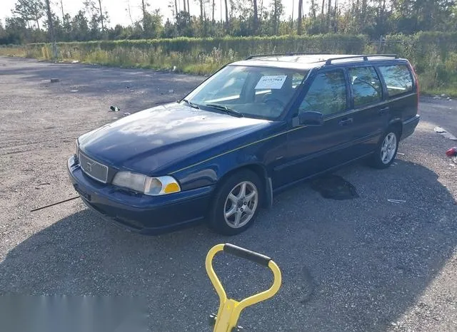 YV1LW5672W2423022 1998 1998 Volvo V70- Glt 2