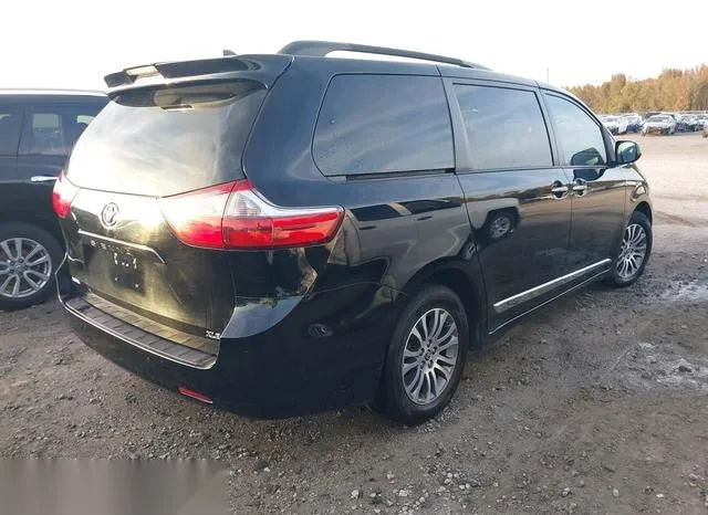 5TDYZ3DC0LS084076 2020 2020 Toyota Sienna- Xle 4