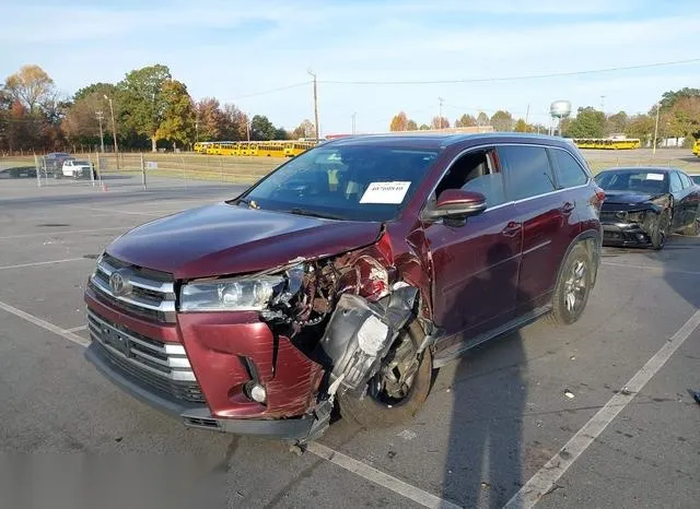 5TDDZRFHXJS499168 2018 2018 Toyota Highlander- Limited Plat 2