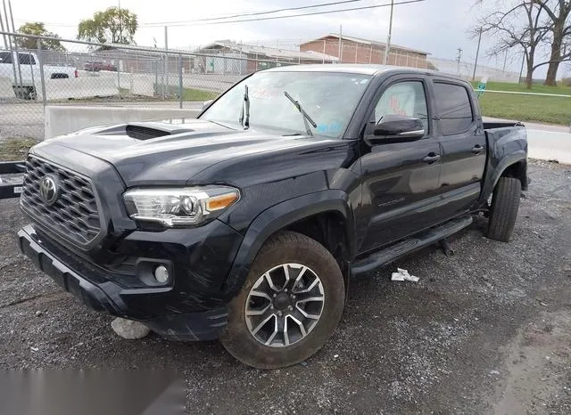 3TMCZ5AN4LM334737 2020 2020 Toyota Tacoma- Trd Sport 2