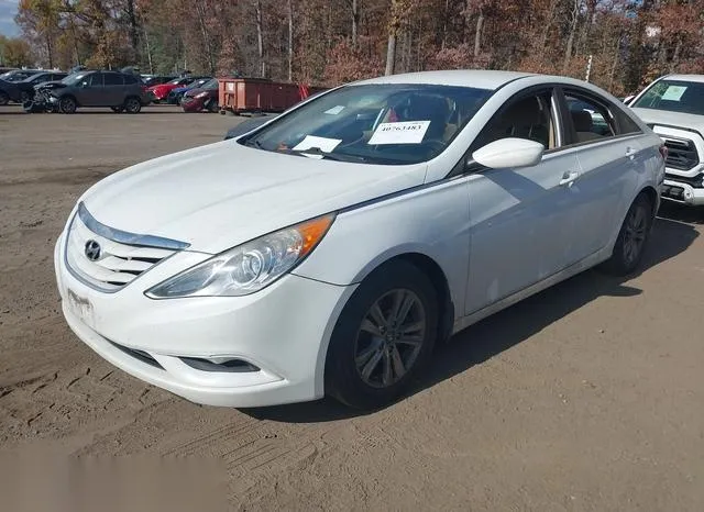 5NPEB4AC3CH467341 2012 2012 Hyundai Sonata- Gls 2