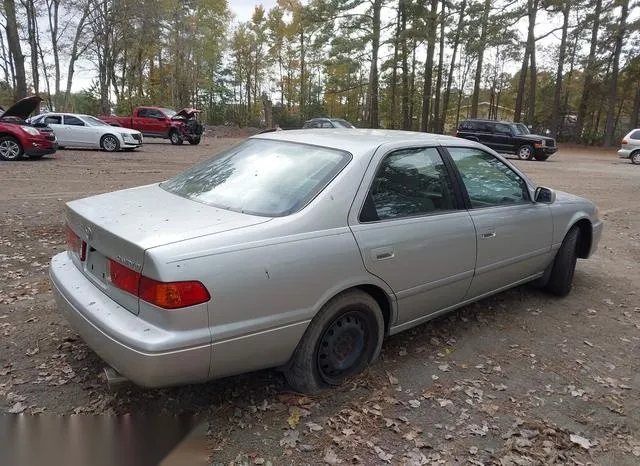 JT2BG22K610606587 2001 2001 Toyota Camry- LE 4