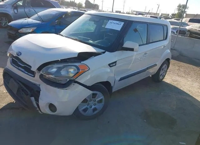 KNDJT2A53D7773950 2013 2013 KIA Soul 2