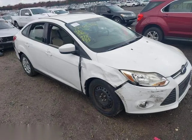 1FAHP3F22CL264872 2012 2012 Ford Focus- SE 6