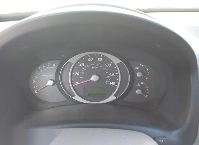 KM8JM12B15U123766 2005 2005 Hyundai Tucson- GL 7