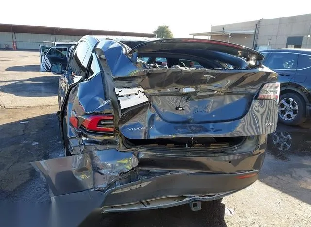 5YJXCAE27JF138143 2018 2018 Tesla Model X- 100D/75D/P100D 6