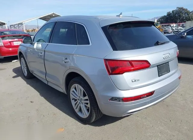 WA1BNAFY1K2072694 2019 2019 Audi Q5- 45 Premium 3