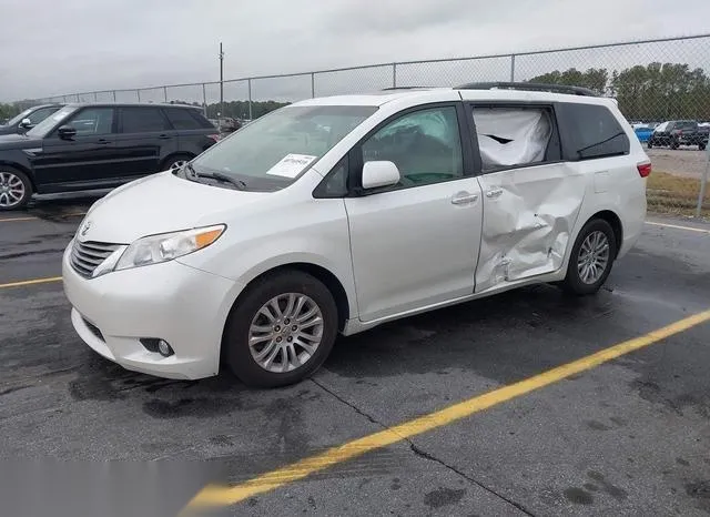 5TDYZ3DC2HS824864 2017 2017 Toyota Sienna- Xle 8 Passenger 2