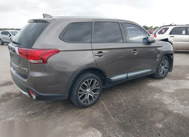 JA4AD3A36JZ021011 2018 2018 Mitsubishi Outlander- SE 4