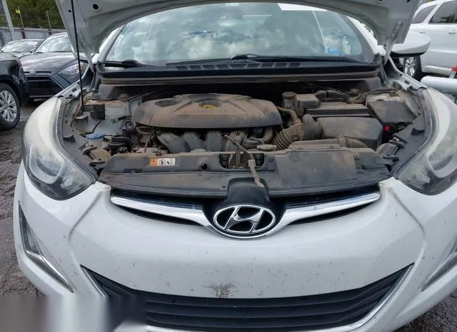 5NPDH4AE9EH490136 2014 2014 Hyundai Elantra- SE 10