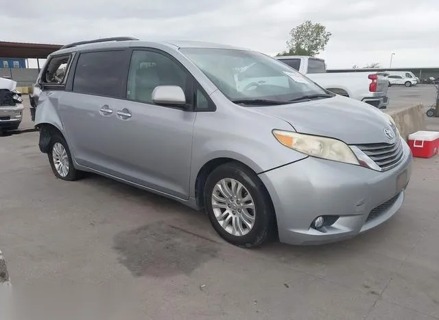 5TDYK3DC8BS101967 2011 2011 Toyota Sienna- Xle V6 1