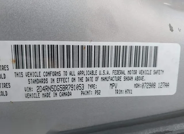 2D4RN5DG5BR791053 2011 2011 Dodge Grand Caravan- Crew 9