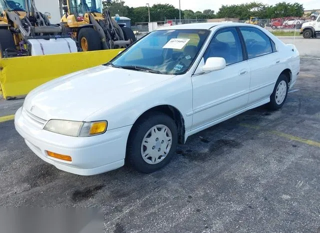 1HGCD5639SA124623 1995 1995 Honda Accord- Lx/Ex 2