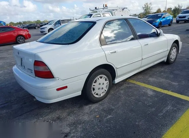 1HGCD5639SA124623 1995 1995 Honda Accord- Lx/Ex 4