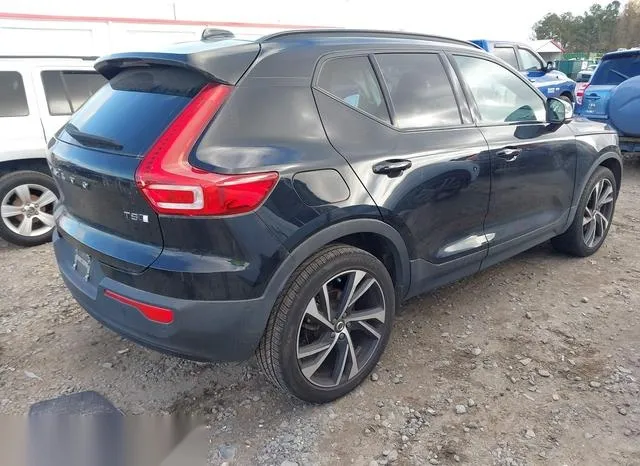 YV4162UM5M2522934 2021 2021 Volvo XC40- T5 R-Design 4