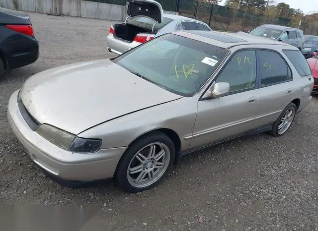 1HGCE1890RA012617 1994 1994 Honda Accord- EX 2