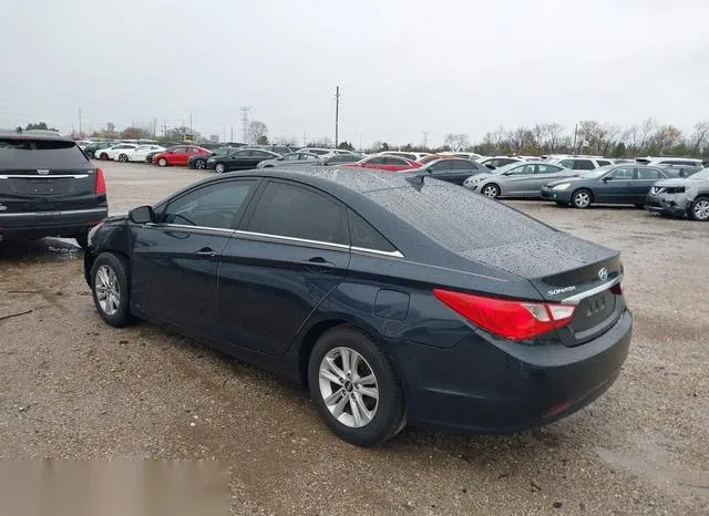 5NPEB4AC1CH399735 2012 2012 Hyundai Sonata- Gls 3