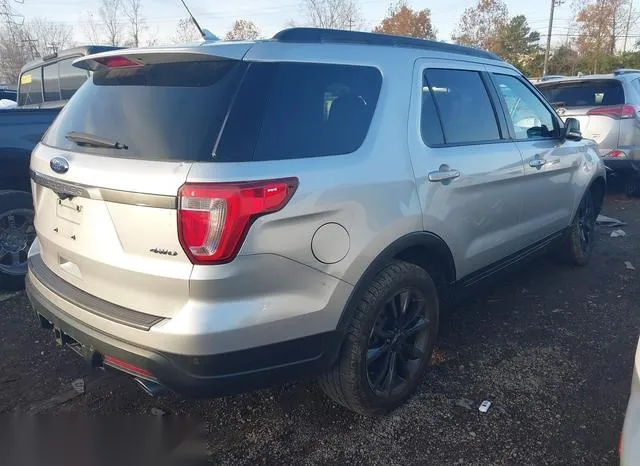 1FM5K8D81JGC83382 2018 2018 Ford Explorer- Xlt 4