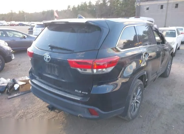 5TDJZRFH0HS468783 2017 2017 Toyota Highlander- Xle 4