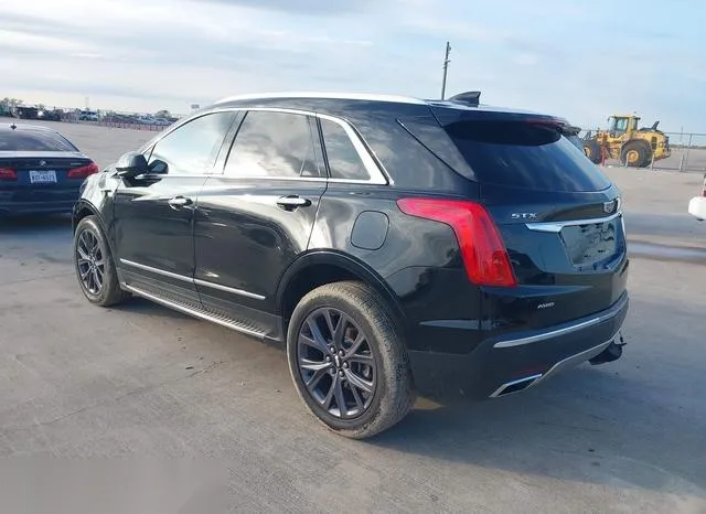 1GYKNGRS2JZ172576 2018 2018 Cadillac XT5- Platinum 3