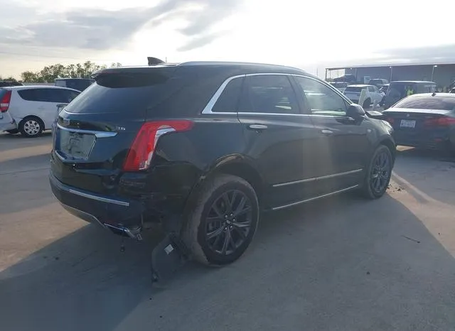 1GYKNGRS2JZ172576 2018 2018 Cadillac XT5- Platinum 4