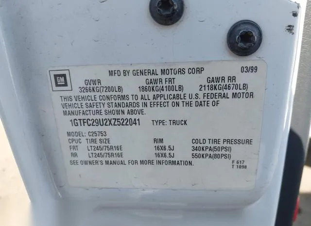 1GTFC29U2XZ522041 1999 1999 GMC Sierra- 2500 Sle 9