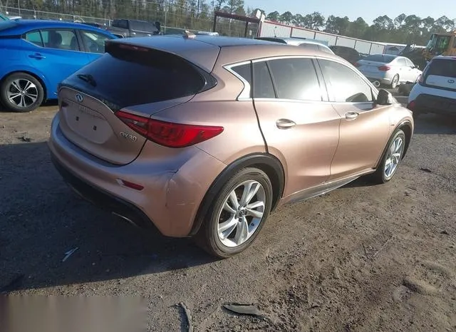 SJKCH5CPXHA033151 2017 2017 Infiniti QX30 4