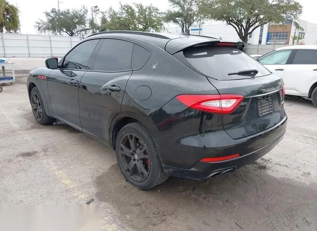 ZN661XUS5HX222885 2017 2017 Maserati Levante 3