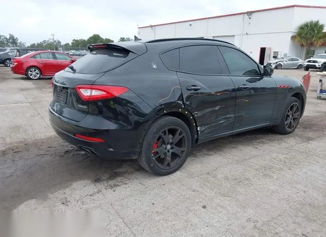 ZN661XUS5HX222885 2017 2017 Maserati Levante 4