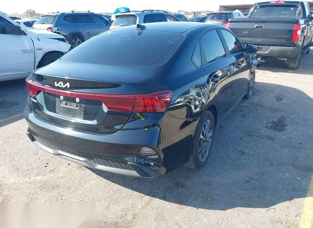 3KPF24AD3RE782912 2024 2024 KIA Forte- Lxs 4