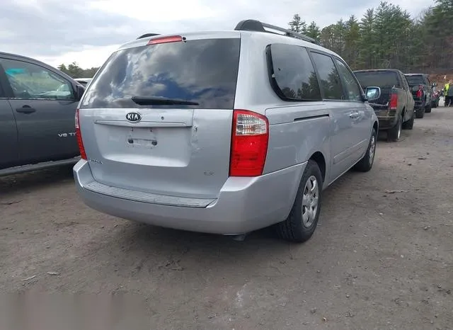 KNDMB233886255162 2008 2008 KIA Sedona- LX 4