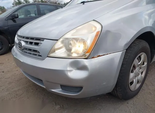 KNDMB233886255162 2008 2008 KIA Sedona- LX 6