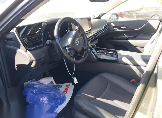 JTDAAAAA7NA004997 2022 2022 Toyota Mirai- Xle 5