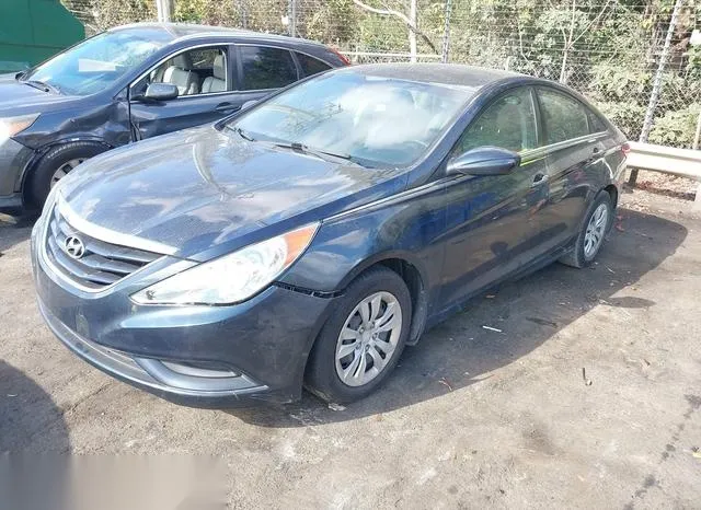 5NPEB4AC2DH601290 2013 2013 Hyundai Sonata- Gls 2