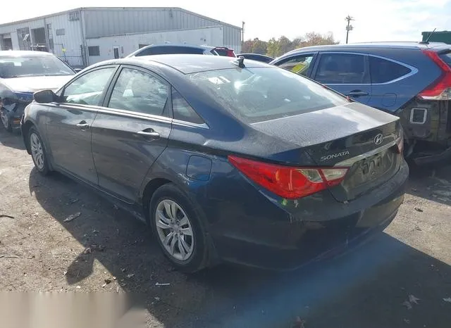 5NPEB4AC2DH601290 2013 2013 Hyundai Sonata- Gls 3