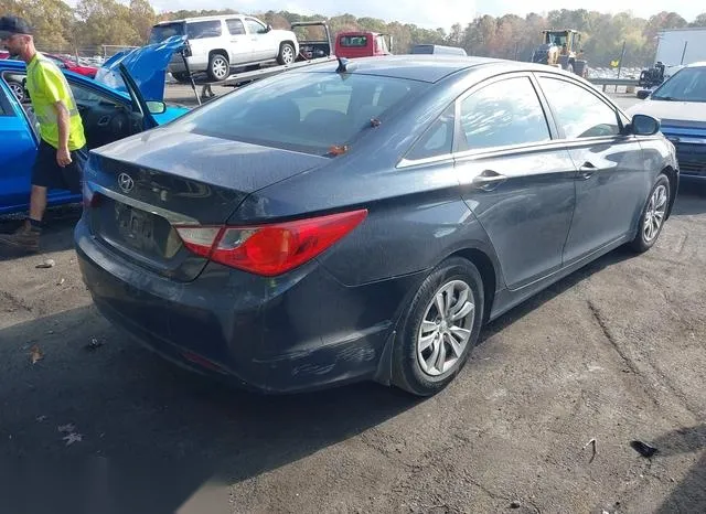 5NPEB4AC2DH601290 2013 2013 Hyundai Sonata- Gls 4