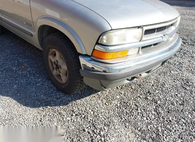 1GCDT13W82K167163 2002 2002 Chevrolet S10- LS 6