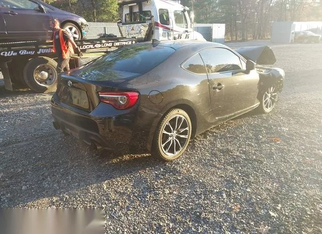 JF1ZNAA1XL8753908 2020 2020 Toyota 86 4