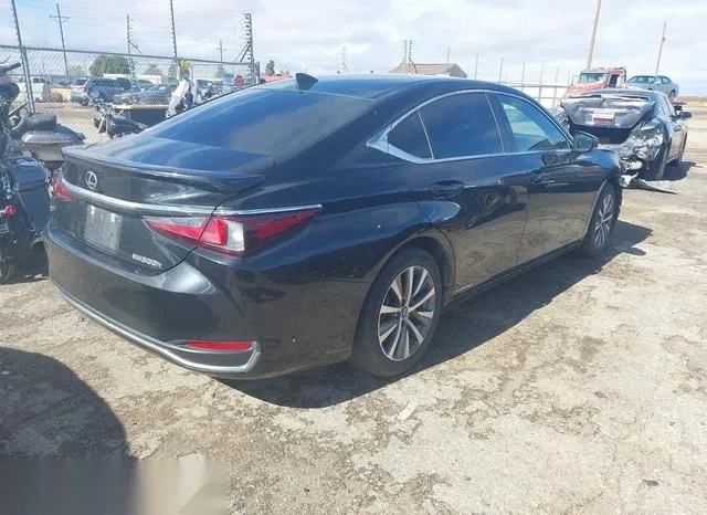 58ACA1C1XMU005083 2021 2021 Lexus ES- 300H 4