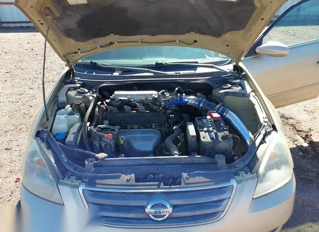 1N4AL11D54C199303 2004 2004 Nissan Altima- 2-5 S 10