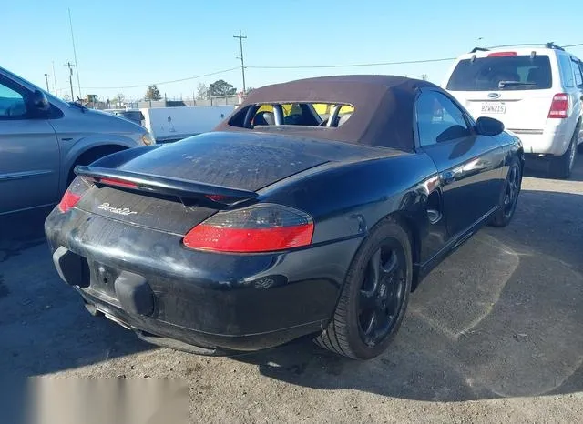 WP0CA2985YU626789 2000 2000 Porsche Boxster 4