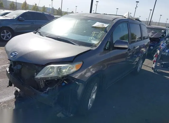 5TDKK3DC3DS301552 2013 2013 Toyota Sienna- Le V6 8 Passenger 2