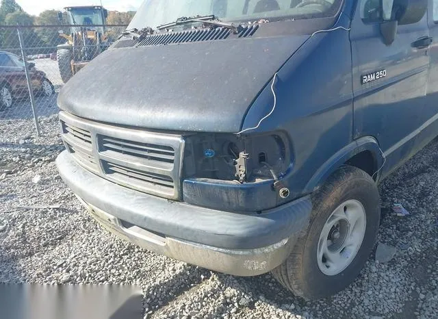 2B7HB21Z4RK542400 1994 1994 Dodge RAM- Van B250 6