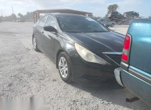 5NPEB4AC8CH460255 2012 2012 Hyundai Sonata- Gls 1